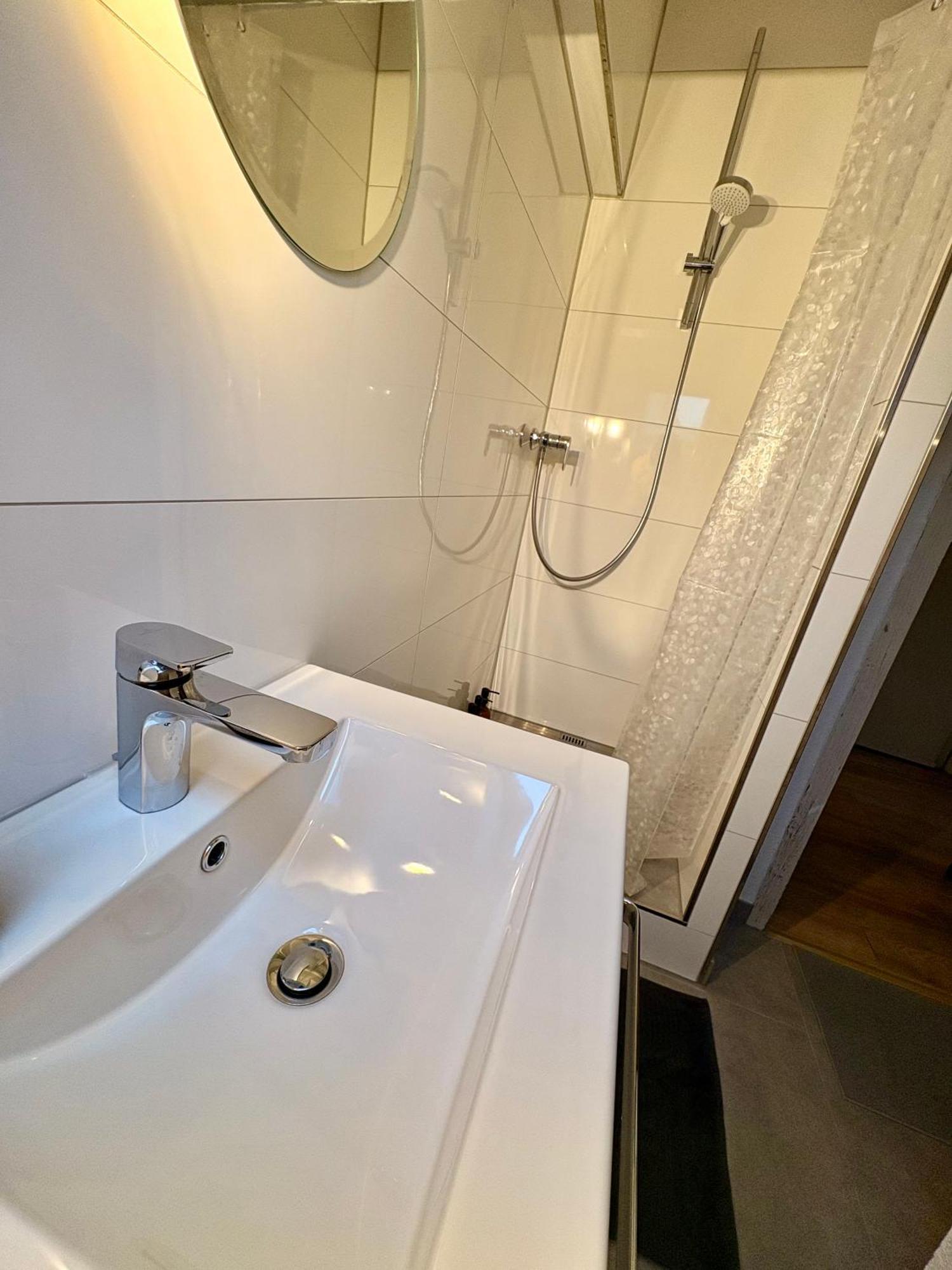 Relaxstay - Maisonette - Smart-tv- Wifi * Dielheim